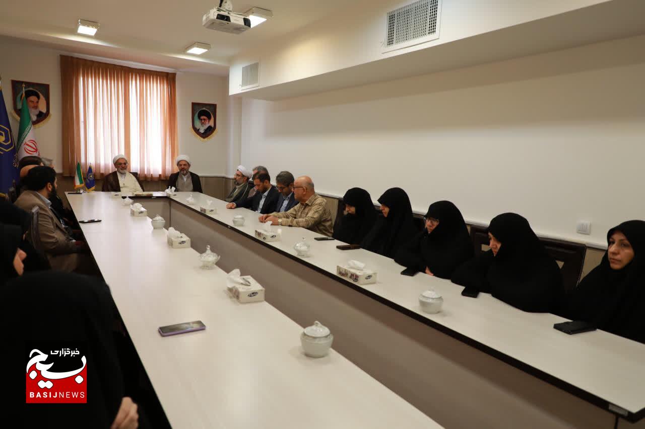 رئیس‌کل دادگستری استان سمنان: بانوان نقش راهبردی در هدایت جامعه برعهده دارند