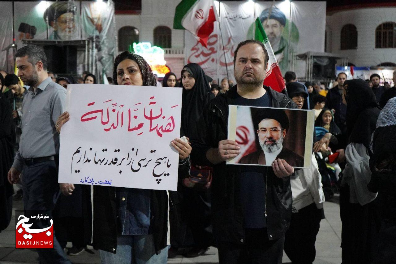 ملت ایران با «ایستادگی» ،پرچم قدرت را به اهتزاز درآورند ملت ایران با «ایستادگی» ،پرچم قدرت را به اهتزاز درآورند