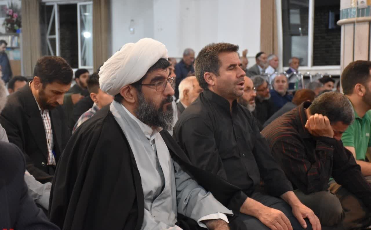 مراسم اربعین شهدای تخریب زنجان برگزار شد مراسم اربعین شهدای تخریب زنجان برگزار شد