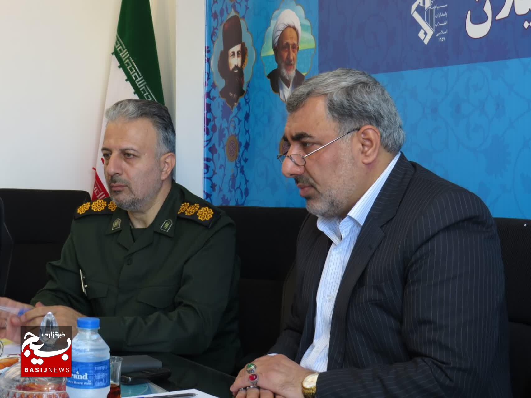 یادواره شهیدای کارمند با تمرکز بر تبیین سیره عملی شهدا در رشت برگزار میشود یادواره شهیدای کارمند با تمرکز بر تبیین سیره عملی شهدا در رشت برگزار میشود