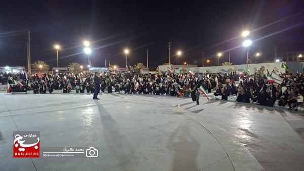 ایران هنوز وارد «نبرد عاشورایی» نشده است/ ملّت ایران در جنگ ارادهها خیابان را حفظ کردند ایران هنوز وارد «نبرد عاشورایی» نشده است/ ملّت ایران در جنگ ارادهها خیابان را حفظ کردند