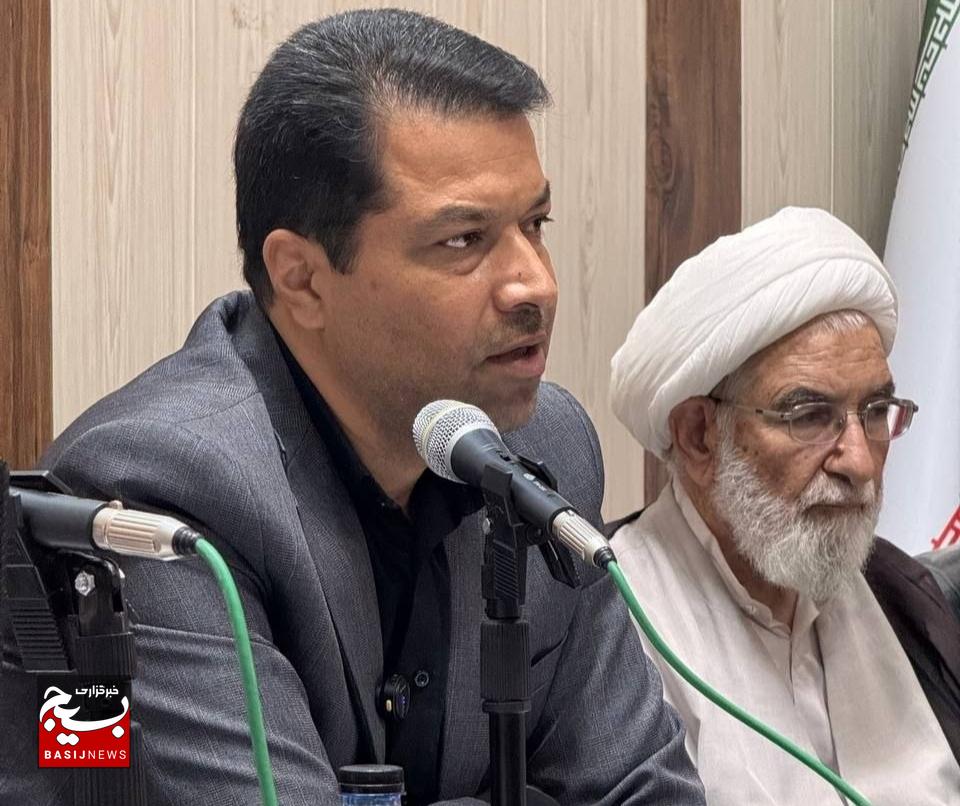 با همدلی و بهرهگیری از سرمایه اجتماعی، بر مشکلات غلبه میکنیم