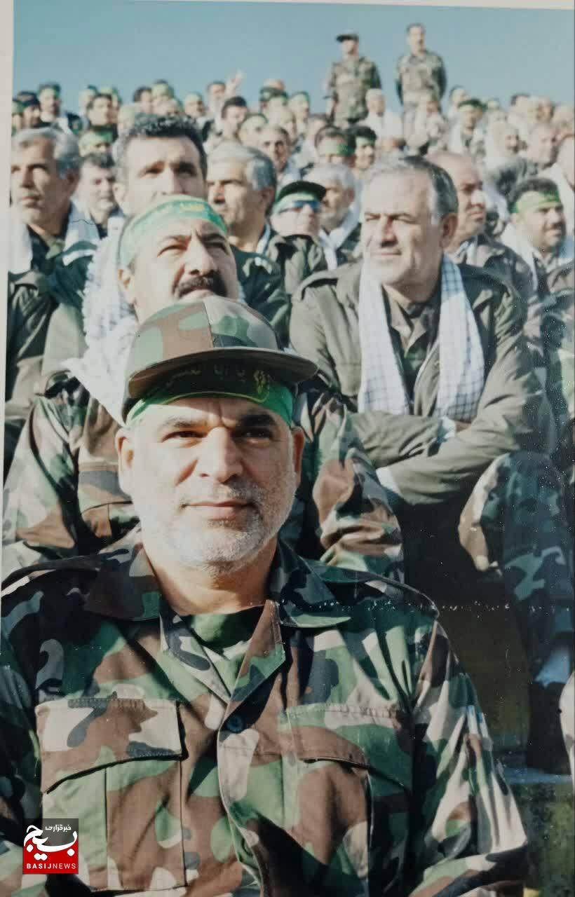 آیین وداع با مرشد پیشکسوت و جانباز دفاع مقدس در خرمآباد برگزار شد + تصاویر آیین وداع با مرشد پیشکسوت و جانباز دفاع مقدس در خرمآباد برگزار شد + تصاویر