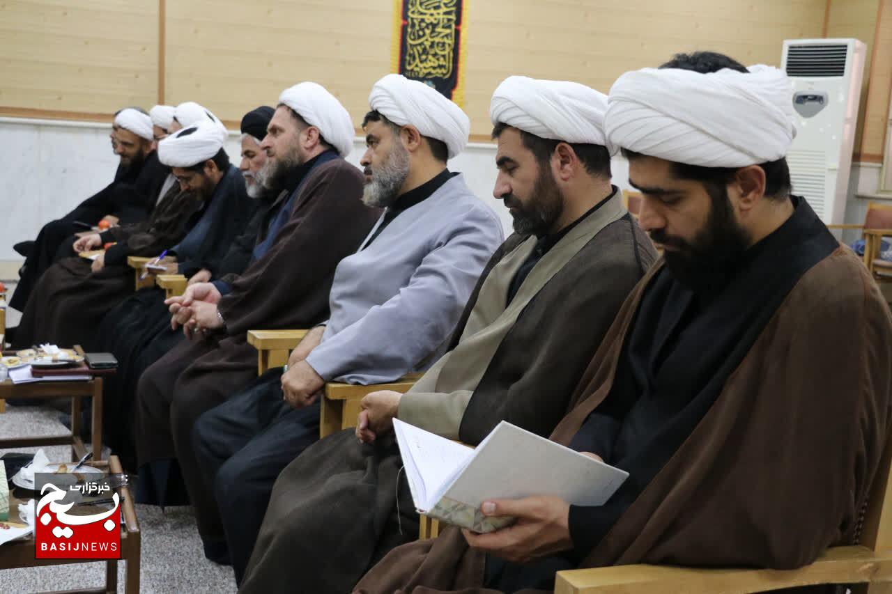 آیین تکریم و معارفه معاون تعلیم و تربیت بسیج سپاه انصارالمهدی (عج) استان زنجان آیین تکریم و معارفه معاون تعلیم و تربیت بسیج سپاه انصارالمهدی (عج) استان زنجان