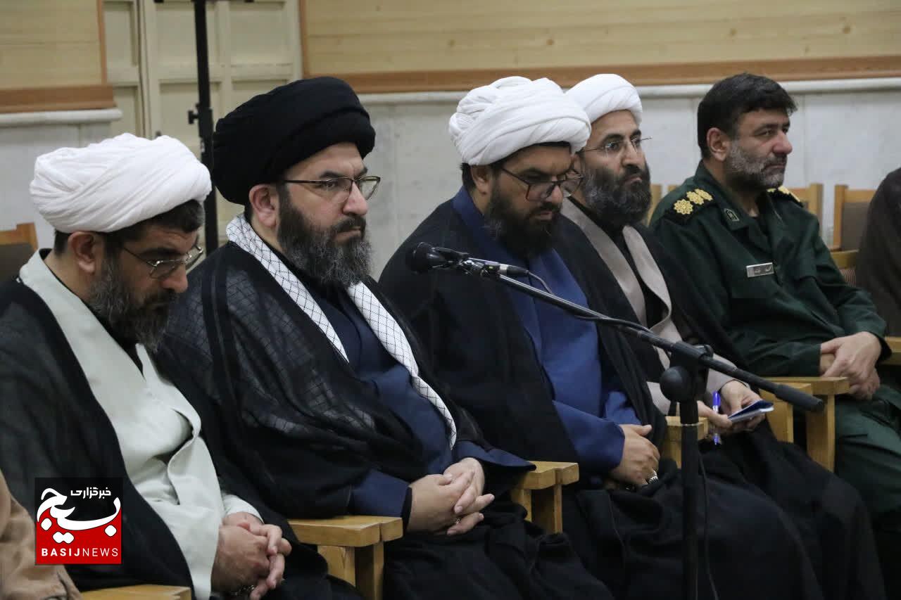 آیین تکریم و معارفه معاون تعلیم و تربیت بسیج سپاه انصارالمهدی (عج) استان زنجان آیین تکریم و معارفه معاون تعلیم و تربیت بسیج سپاه انصارالمهدی (عج) استان زنجان