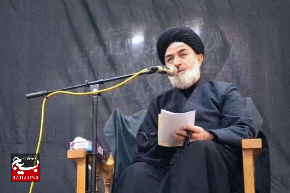 انتخاب نام نیک ، حق مسلم فرزندان بر والدین است. انتخاب نام نیک ، حق مسلم فرزندان بر والدین است.