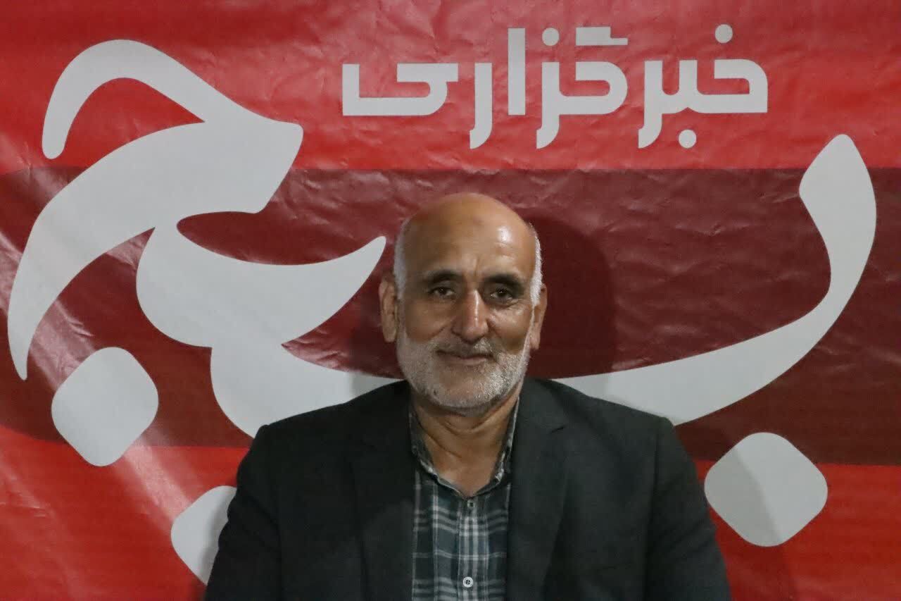 اساتید دانشگاه باید جریان علم و مهارت را در جامعه تقویت کنند اساتید دانشگاه باید جریان علم و مهارت را در جامعه تقویت کنند