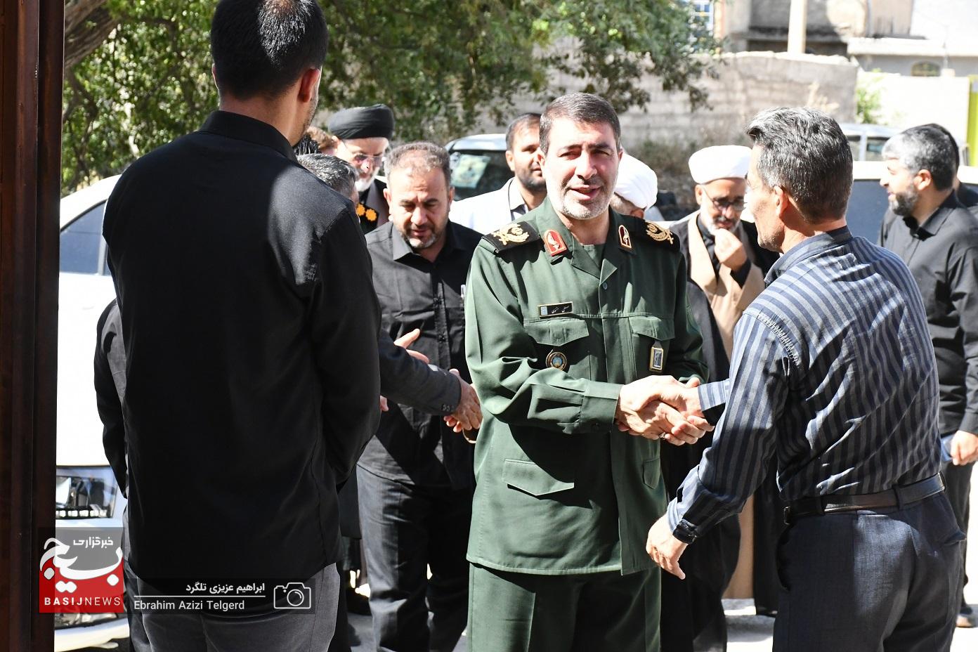 دیدار مسئولان سپاه فتح با خانواده شهدای جنگ رمضان دیدار مسئولان سپاه فتح با خانواده شهدای جنگ رمضان