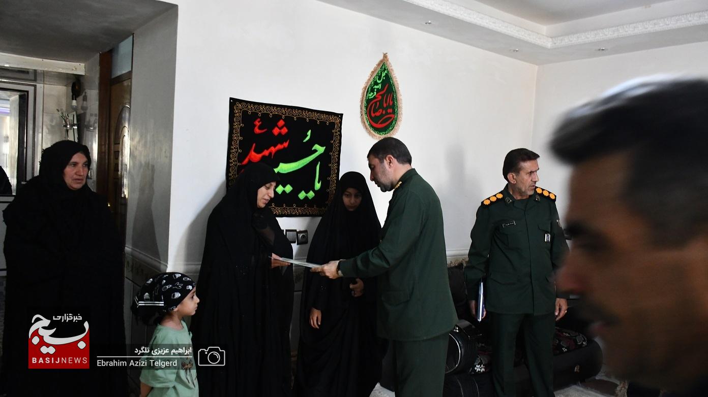 دیدار مسئولان سپاه فتح با خانواده شهدای جنگ رمضان دیدار مسئولان سپاه فتح با خانواده شهدای جنگ رمضان