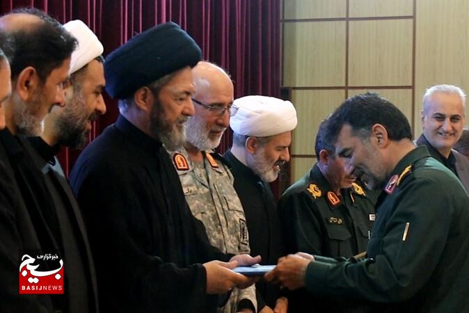 آیین تکریم و معارفه فرمانده تیپ ۳۷ سپاه حضرت عباس(ع) استان اردبیل برگزار شد آیین تکریم و معارفه فرمانده تیپ ۳۷ سپاه حضرت عباس(ع) استان اردبیل برگزار شد