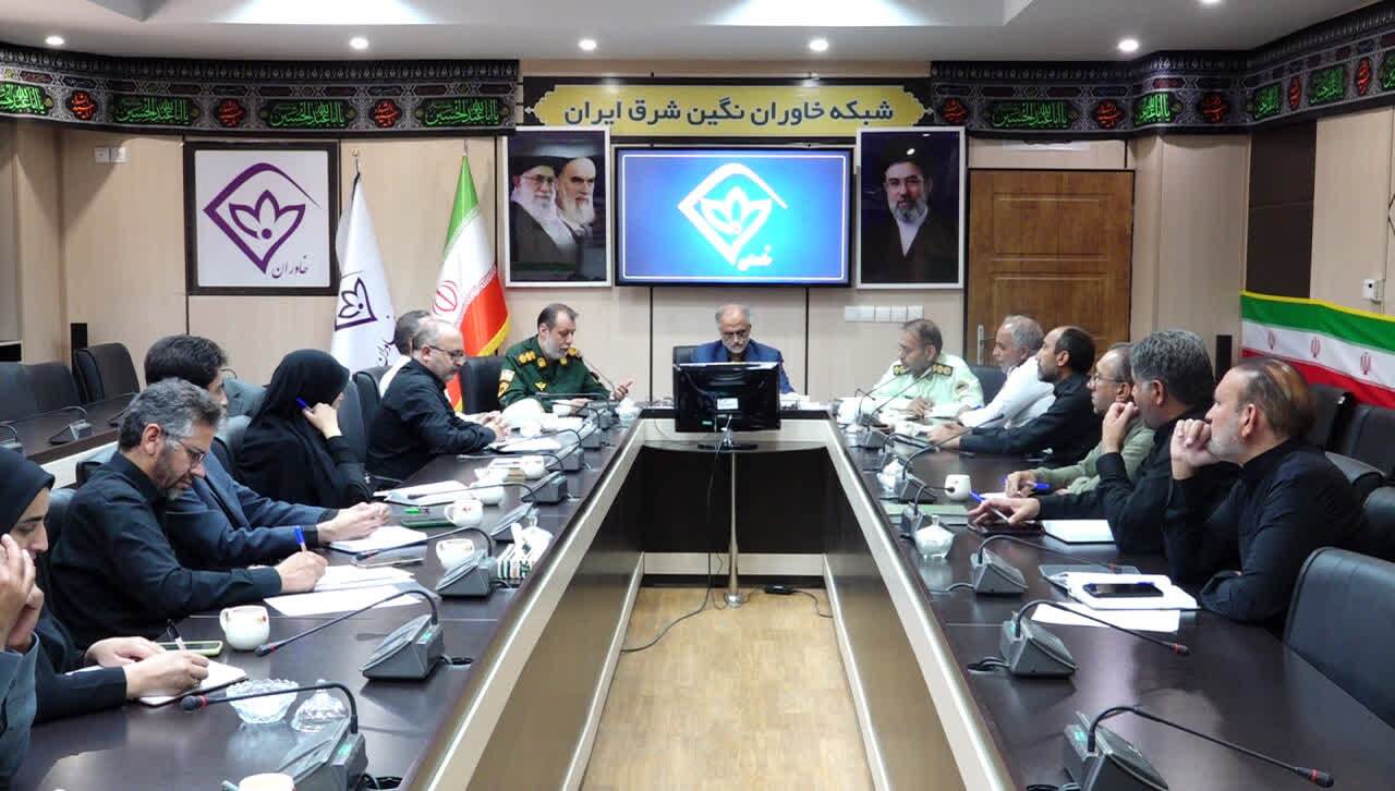 صدا و سیمای خراسان جنوبی تمام قد پای مراسم تشییع رهبر شهید صدا و سیمای خراسان جنوبی تمام قد پای مراسم تشییع رهبر شهید