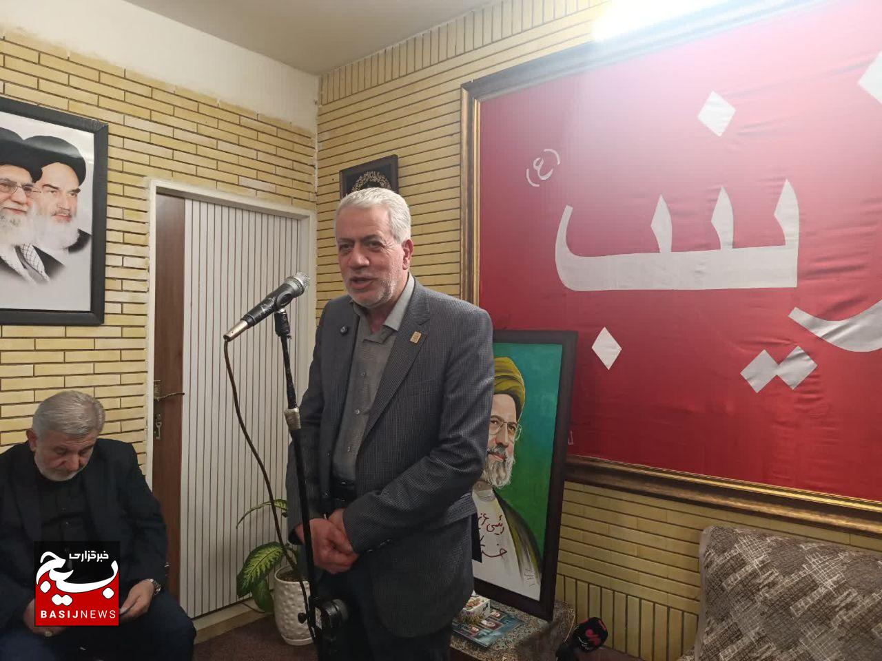 لزوم تئوریزه شدن سیره حکمرانی شهید رئیسی در سرفصلهای آموزشی لزوم تئوریزه شدن سیره حکمرانی شهید رئیسی در سرفصلهای آموزشی