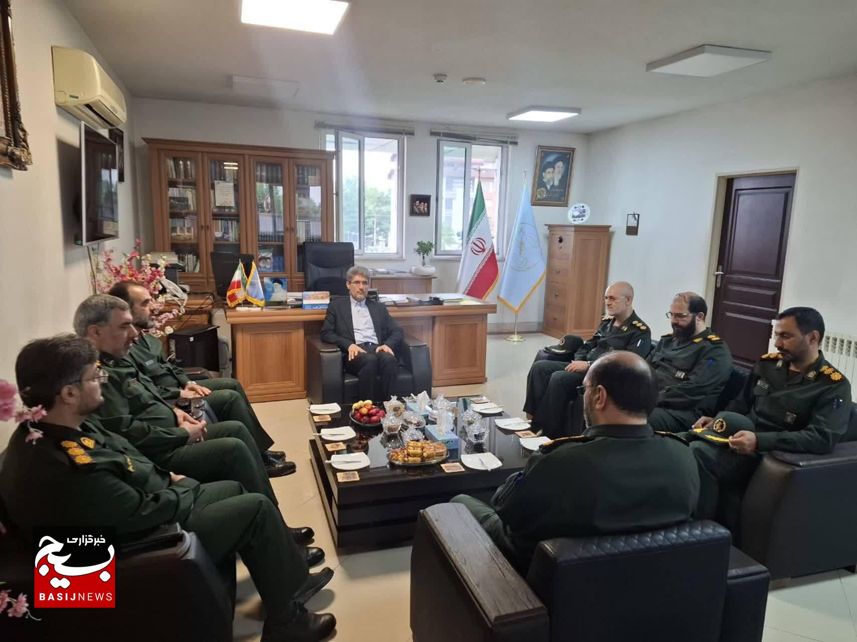 دیدار فرمانده سپاه قدس با مسئولان قضایی استان گیلان دیدار فرمانده سپاه قدس با مسئولان قضایی استان گیلان