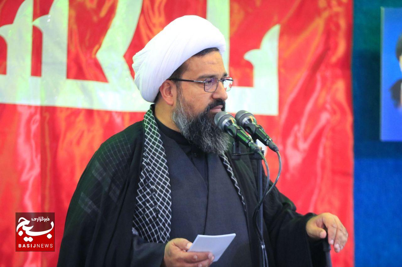 رئیسجمهور تبعیت عملی خود از ولی فقیه را ثابت کند رئیسجمهور تبعیت عملی خود از ولی فقیه را ثابت کند
