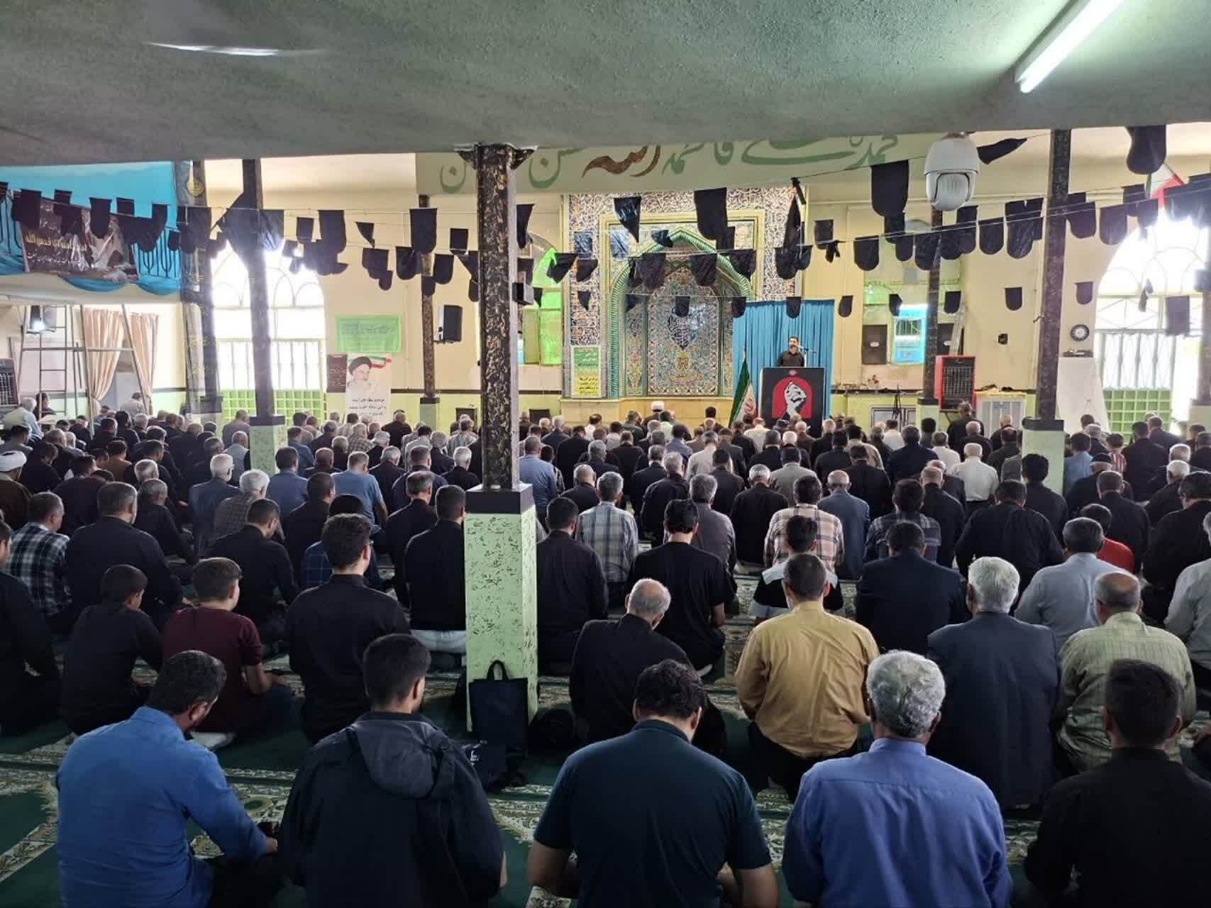 آمریکا بزرگترین ناقض حقوق بشر است آمریکا بزرگترین ناقض حقوق بشر است