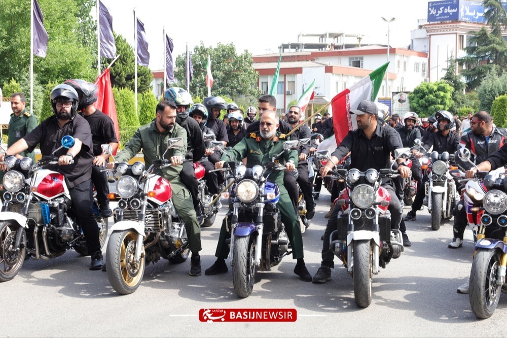 اعزام کاروان ۱۵۰ موتورسیکلت هیئت موتورسواری بسیج سپاه کربلای مازندران به مراسم تشییع‌ امام شهید