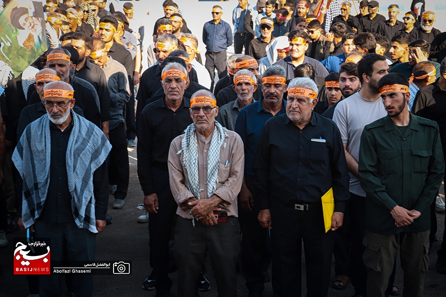 اعزام بیش از ۱۵۹۵ زاِئر دلداده از دشتستان در راه وداع با رهبر شهید