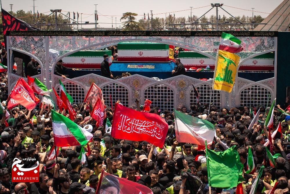 قیام اشک؛ وداع ایران با رهبر شهید