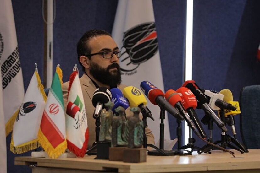 رشد ۳۰ درصدی آمار آثار و ادغام جشنواره با اجرای عمومی/ رونمایی از کتاب «سیصد روایت»