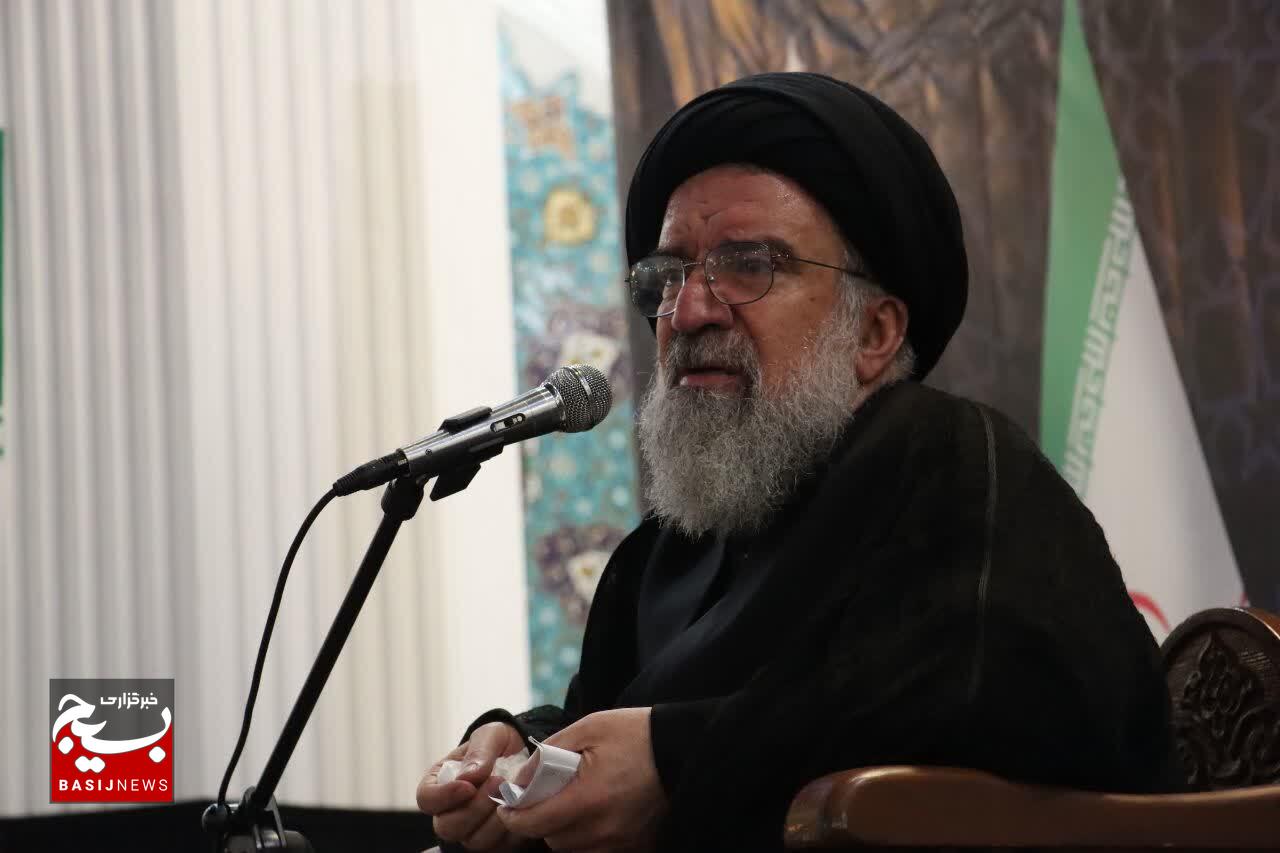 شعار انتقام، مطالبهای راهبردی بر مبنای حقوق بینالملل است شعار انتقام، مطالبهای راهبردی بر مبنای حقوق بینالملل است