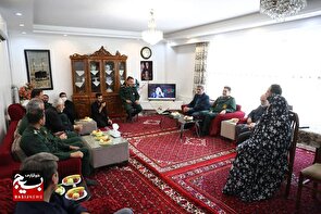 دیدار سردار زارع‌کمالی با خانواده شهید لطفعلی جمور