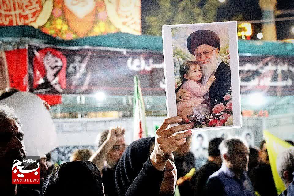 ملت ایران با حفظ وحدت و ذوبشدگی در ولایت، پیروز جنگ موجودیتی هستند/در قاموس ایرانیان، تسلیم معنایی ندارد ملت ایران با حفظ وحدت و ذوبشدگی در ولایت، پیروز جنگ موجودیتی هستند/در قاموس ایرانیان، تسلیم معنایی ندارد