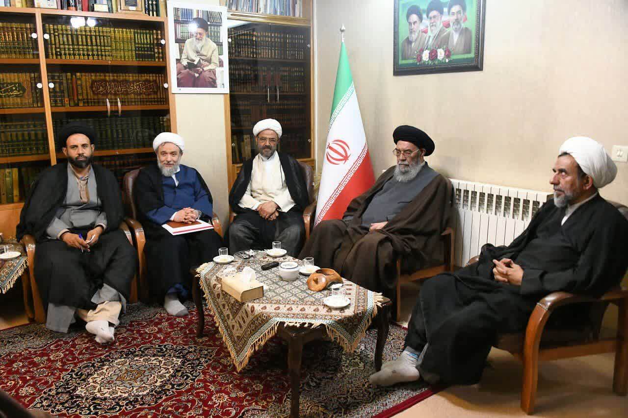 تاکید امام جمعه اصفهان بر بازنگری در نظام تبلیغ دینی و تربیت مبلغان تراز انقلاب تاکید امام جمعه اصفهان بر بازنگری در نظام تبلیغ دینی و تربیت مبلغان تراز انقلاب