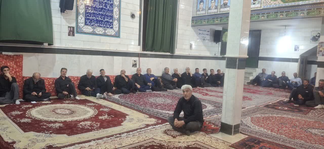 ملت ایران با الگوگیری از عاشورا در برابر جبهه استکبار ایستادگی کرد ملت ایران با الگوگیری از عاشورا در برابر جبهه استکبار ایستادگی کرد