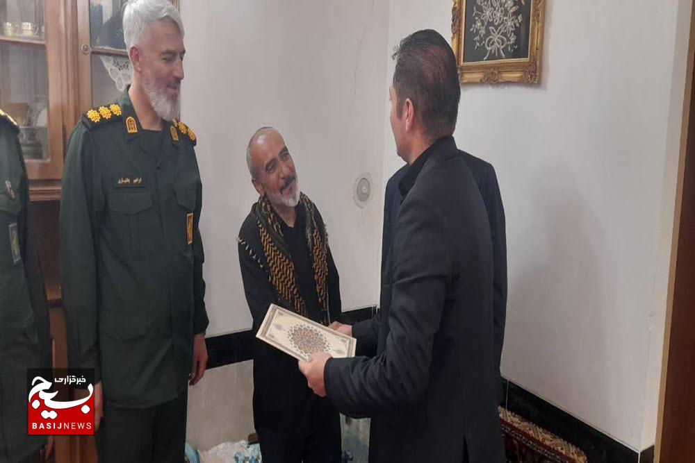 جانبازان سند افتخار این مرز و بوم هستند جانبازان سند افتخار این مرز و بوم هستند