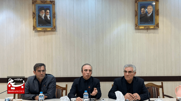 اجرای طرح ملی ۱۰۰۰ میدان و ۱۰۰۰ بازار برای عرضه مستقیم کالاهای اساسی اجرای طرح ملی ۱۰۰۰ میدان و ۱۰۰۰ بازار برای عرضه مستقیم کالاهای اساسی