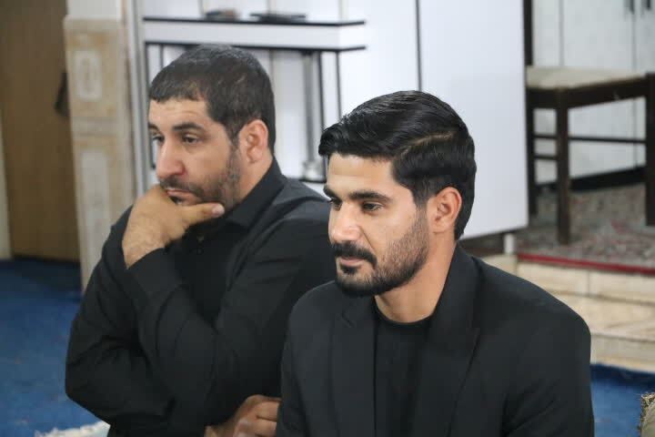 تجلیل رئیس مرکز وکلای قوه قضائیه استان از خانوادههای شهدای جنگ رمضان تجلیل رئیس مرکز وکلای قوه قضائیه استان از خانوادههای شهدای جنگ رمضان