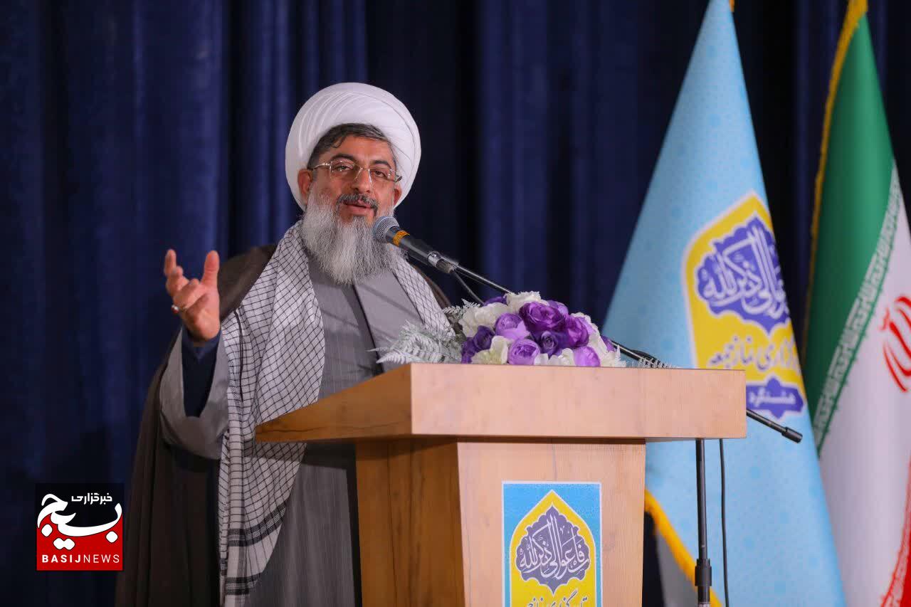 ستاد نمازجمعه شهرستان ساوجبلاغ جوانترین ستاد کشور است/ تجلیل از خادمان این ستاد+تصاویر ستاد نمازجمعه شهرستان ساوجبلاغ جوانترین ستاد کشور است/ تجلیل از خادمان این ستاد+تصاویر