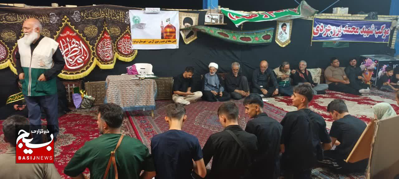 پذیرایی موکب شهید بروجردی از ۶ هزار زائر اربعین پذیرایی موکب شهید بروجردی از ۶ هزار زائر اربعین