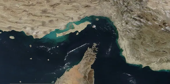یک مقام آگاه: ایران زیر سایه تهدید توافق نمیکند یک مقام آگاه: ایران زیر سایه تهدید توافق نمیکند