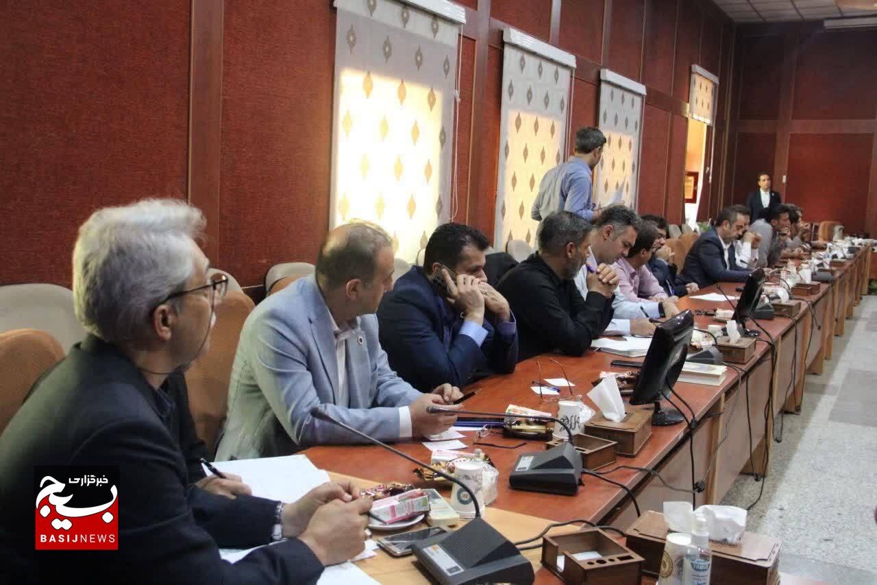 برگزاری نشست هماندیشی رفع موانع تولید و حمایت از واحدهای صنعتی در استان قزوین برگزاری نشست هماندیشی رفع موانع تولید و حمایت از واحدهای صنعتی در استان قزوین