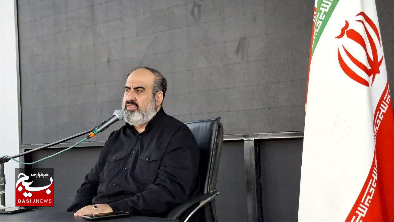 مسجد سنگر مهم فرهنگی و اجتماعی است مسجد سنگر مهم فرهنگی و اجتماعی است