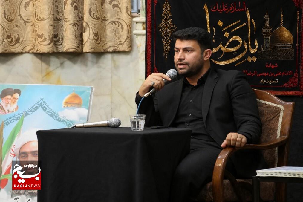 قدرت ولایی رمز شکست توطئه‌ها