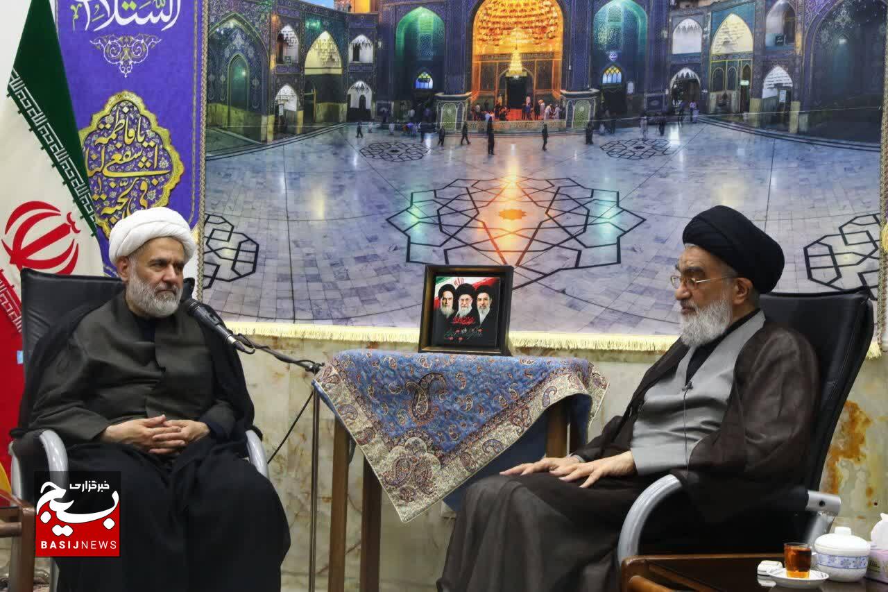 وقتی از «شجره طیبه» سخن گفته میشود/ گزارش سفر رئیس سازمان بسیج مستضعفین به قم و دیدار با مراجع و علما وقتی از «شجره طیبه» سخن گفته میشود/ گزارش سفر رئیس سازمان بسیج مستضعفین به قم و دیدار با مراجع و علما