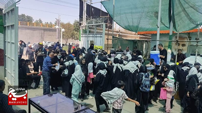 خدمت عاشقانه در موکب زائران «دیار عشق»
