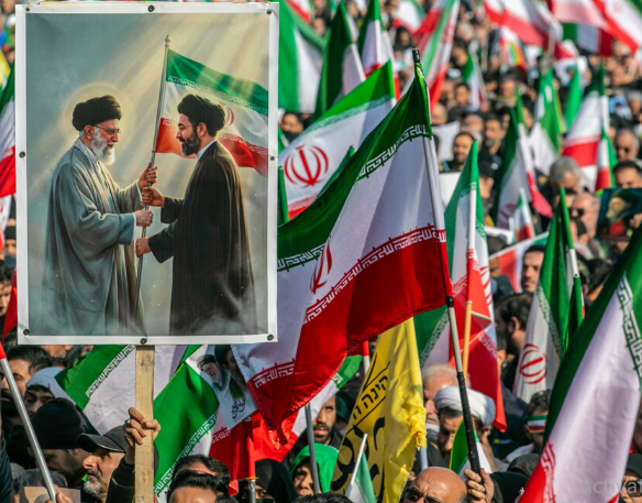 هر ایرانی، یک بسیجی هر ایرانی، یک بسیجی