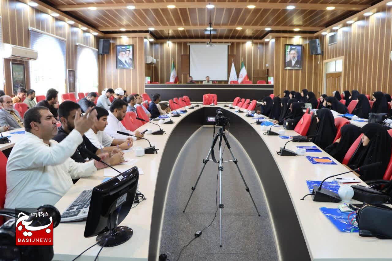 برگزاری دوره توانمندسازی خبرنگاران و مدیران روابط‌عمومی خواف و رشتخوار