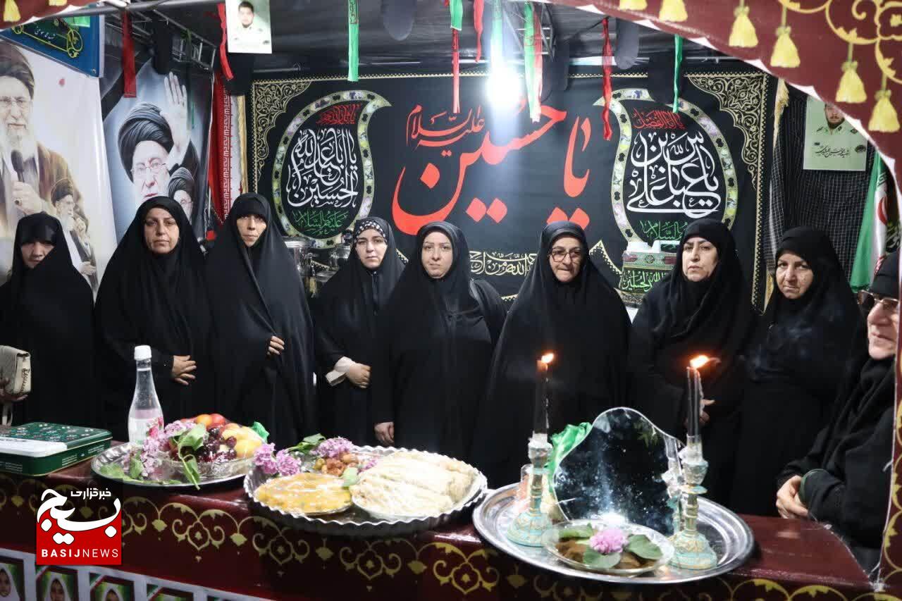 ۱۴۹ شب خدمترسانی موکب شهید جمشیدی به مردم مبعوث شده رشت ۱۴۹ شب خدمترسانی موکب شهید جمشیدی به مردم مبعوث شده رشت