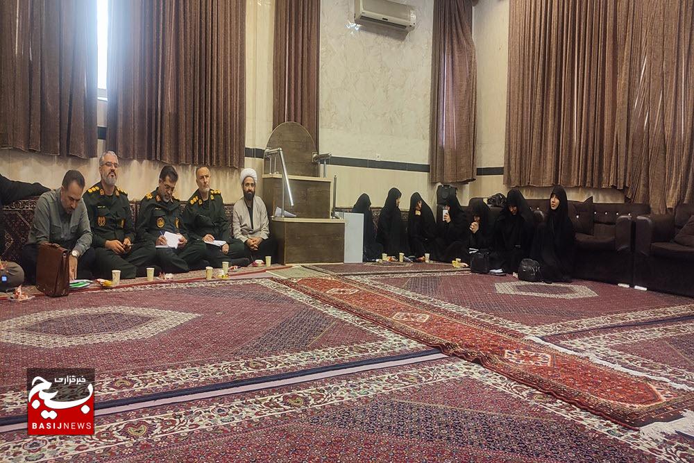 بسیج دانشآموزی خاکریز اول جبهه فرهنگی/آمادگی دفاعی امروز، مقابله با هجمه فرهنگی است بسیج دانشآموزی خاکریز اول جبهه فرهنگی/آمادگی دفاعی امروز، مقابله با هجمه فرهنگی است