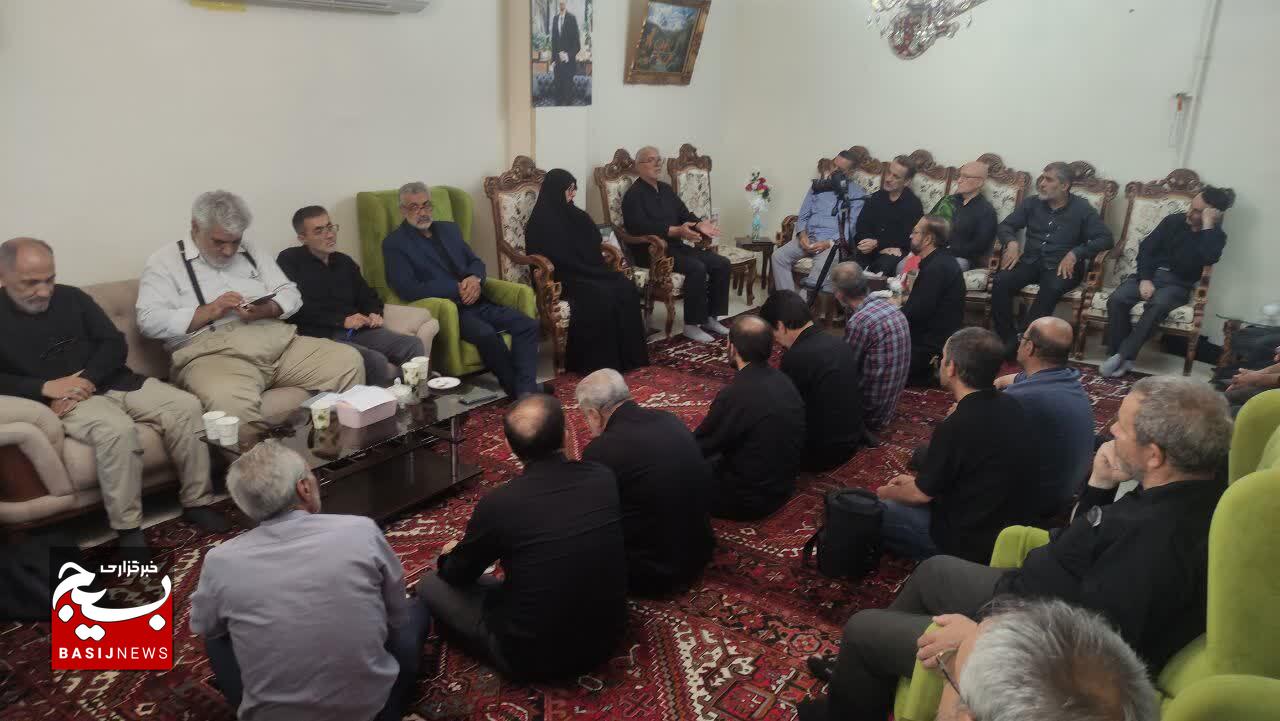 چه کسی جلوی نامردها میایستد چه کسی جلوی نامردها میایستد