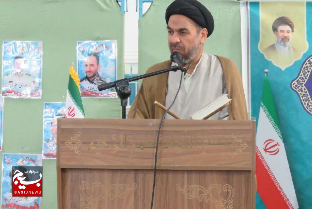 امام راحل مدرسه‌ای برای تربیت نسل‌های مؤمن و شایسته بنیان نهاد