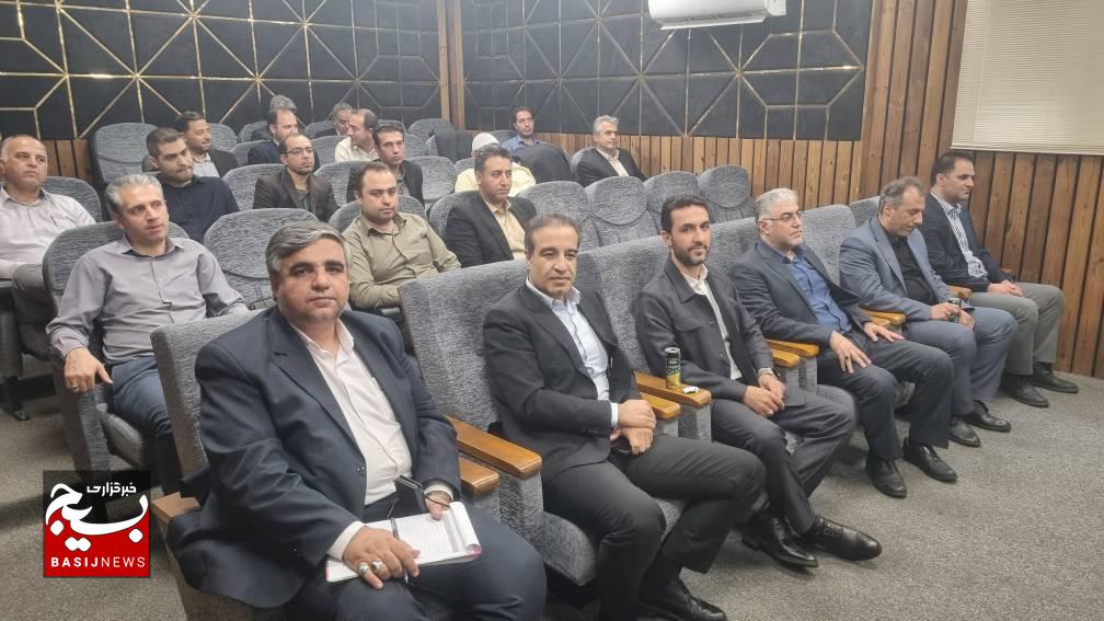برگزاری دوره آموزشی توانمندسازی، مهارت افزایی، نحوه استفاده و بکارگیری سلاح کمری برگزاری دوره آموزشی توانمندسازی، مهارت افزایی، نحوه استفاده و بکارگیری سلاح کمری