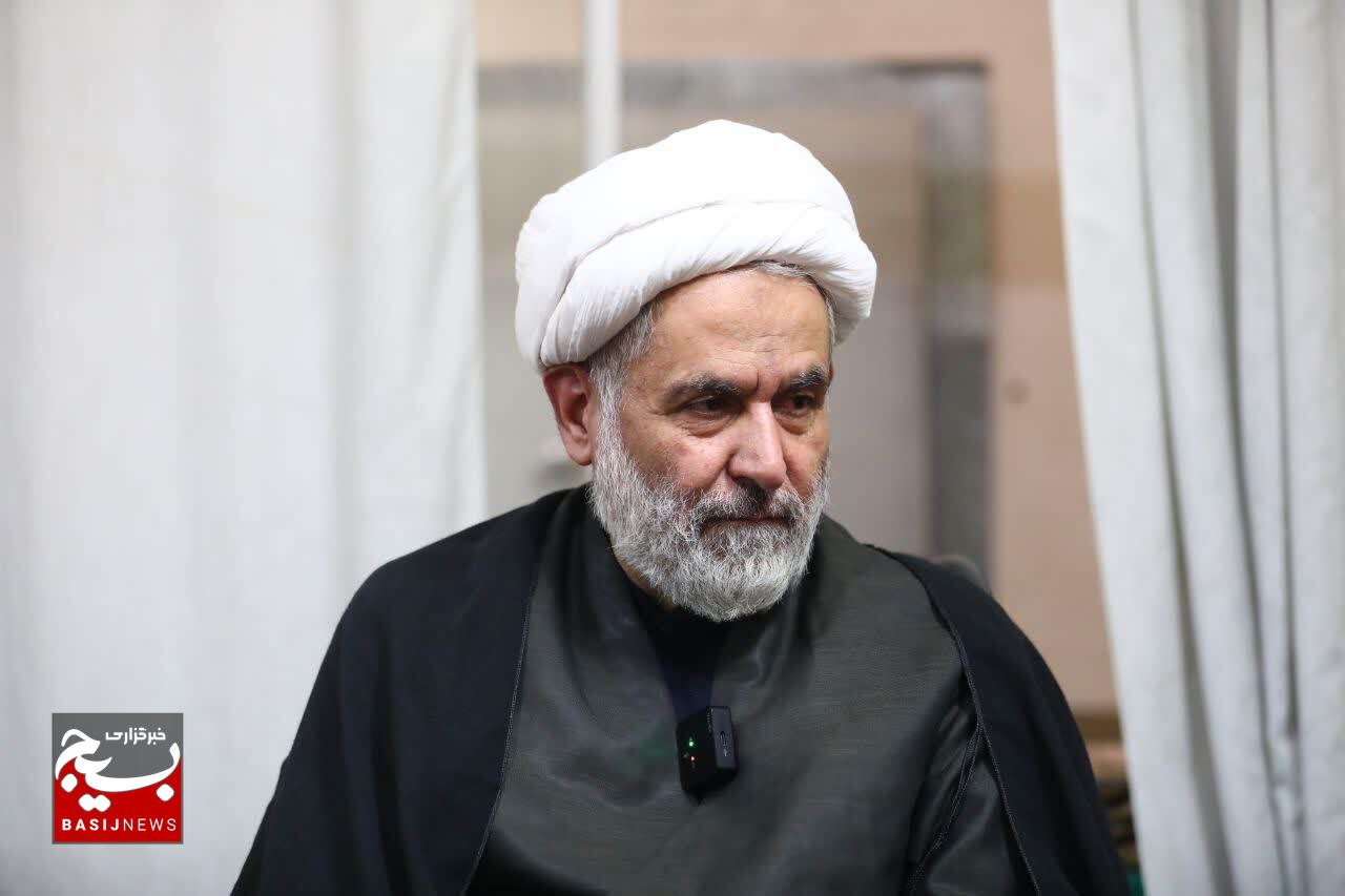 راه پرافتخار شهید قاسمی، با الهام از روحیه جهادی و خدمترسانی، ادامه خواهد داشت راه پرافتخار شهید قاسمی، با الهام از روحیه جهادی و خدمترسانی، ادامه خواهد داشت