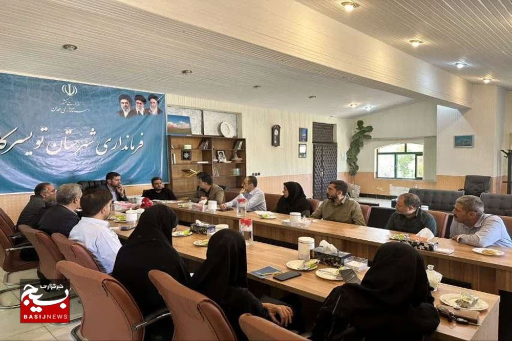 گردو از اولویتهای اصلی توسعه اقتصادی تویسرکان است