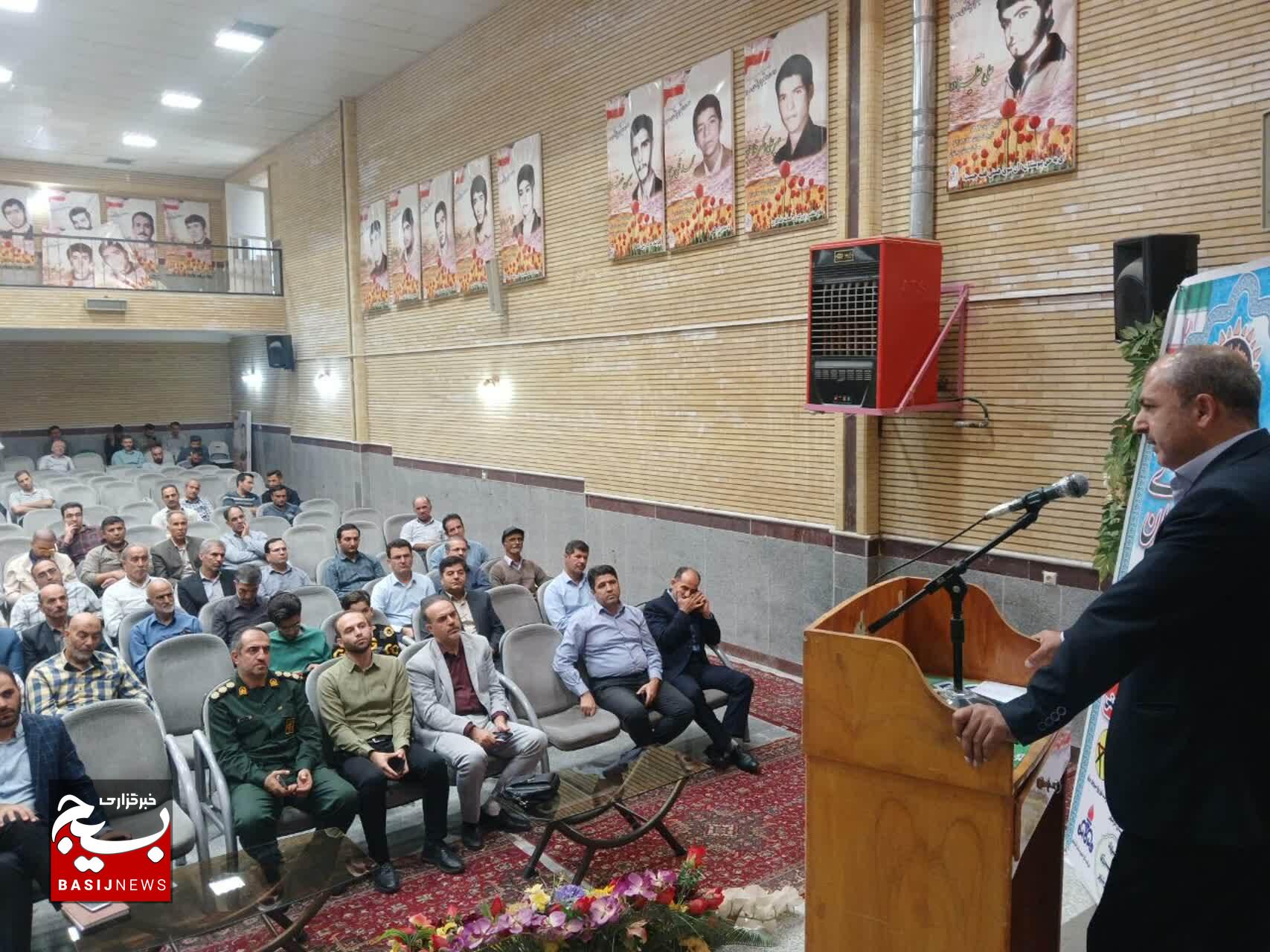 همیاران انرژی آذرشهر برای ترویج فرهنگ مصرف بهینه توانمند شدند همیاران انرژی آذرشهر برای ترویج فرهنگ مصرف بهینه توانمند شدند