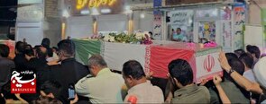 استقبال پرشور مردم از پیکر سه شهید بسیجی در چاه مبارک